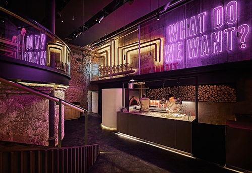 融合工業(yè)與生活美學(xué) 工藝啤酒廠餐廳335平空間裝修實(shí)景賞析